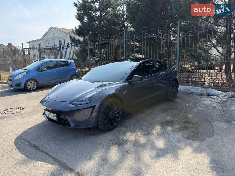 Седан Tesla Model 3 2023 в Киеве фото 5 Седан Tesla Model 3 2023 в Киеве