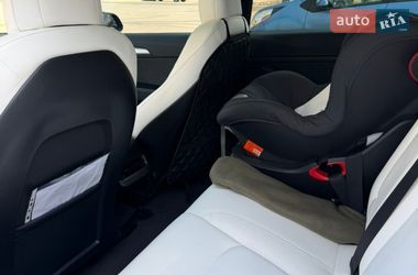 Седан Tesla Model 3 2023 в Киеве фото 15 Седан Tesla Model 3 2023 в Киеве
