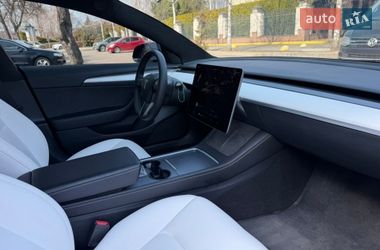 Седан Tesla Model 3 2023 в Киеве фото 16 Седан Tesla Model 3 2023 в Киеве