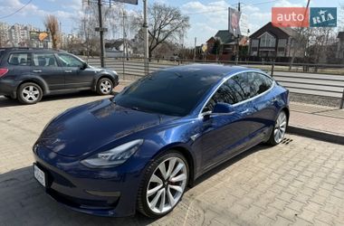 Tesla Model 3  2018
