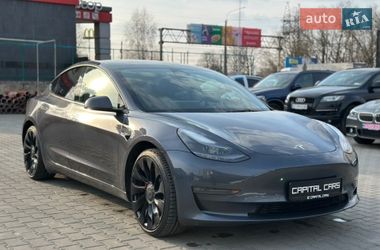 Tesla Model 3 2022