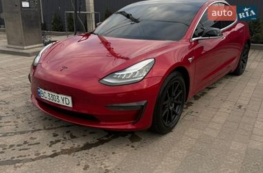 Tesla Model 3 2020