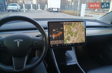 Tesla Model 3  2018