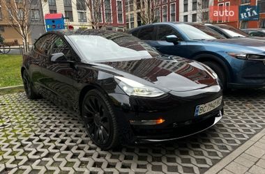 Tesla Model 3 2021
