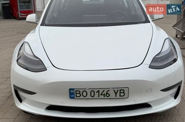 Tesla Model 3 2020