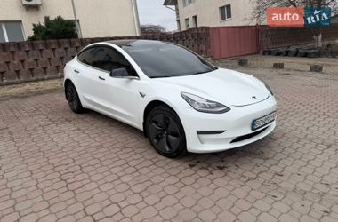 Tesla Model 3 2019