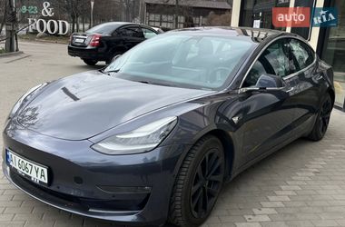 Tesla Model 3  2018