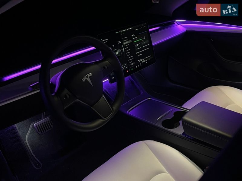 Седан Tesla Model 3 2022 в Кропивницькому фото 14 Седан Tesla Model 3 2022 в Кропивницькому