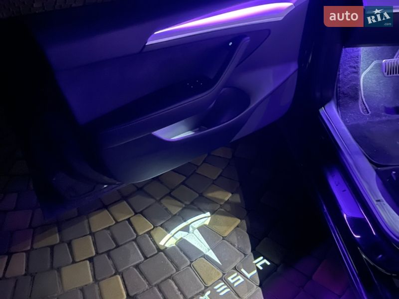 Седан Tesla Model 3 2022 в Кропивницькому фото 15 Седан Tesla Model 3 2022 в Кропивницькому