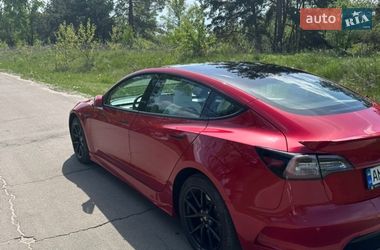 Tesla Model 3  2021