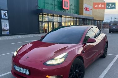 Tesla Model 3  2021