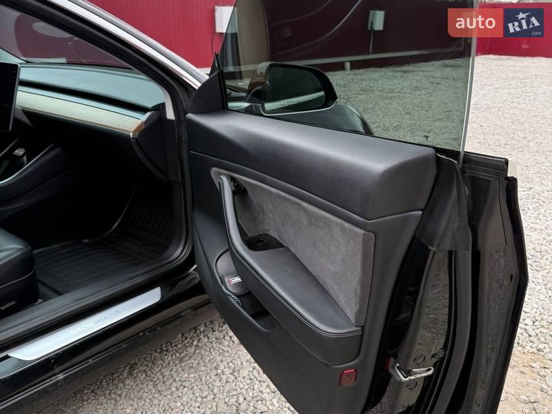 Седан Tesla Model 3 2019 в Павлограді фото 8 Седан Tesla Model 3 2019 в Павлограді