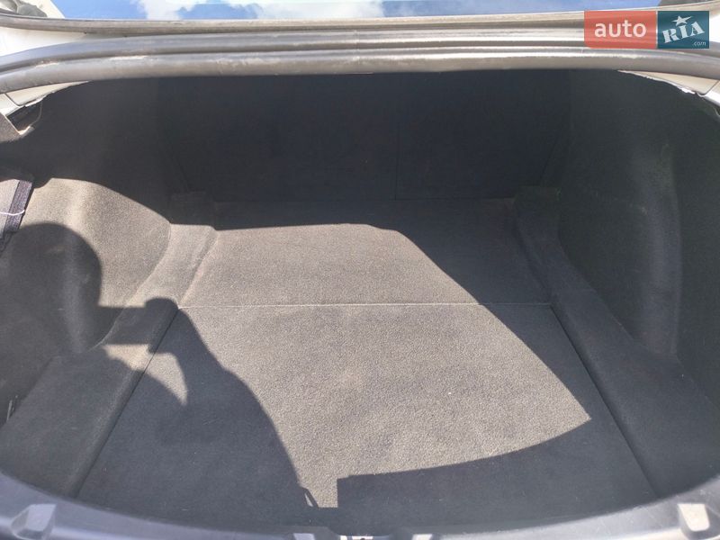 Седан Tesla Model 3 2020 в Днепре