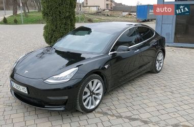 Tesla Model 3 2020