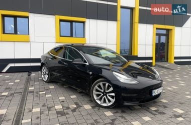 Tesla Model 3  2019