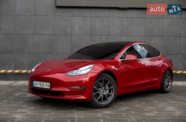 Tesla Model 3 2018
