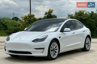 Tesla Model 3  2023