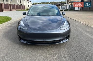 Tesla Model 3  2023