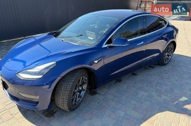 Tesla Model 3  2018