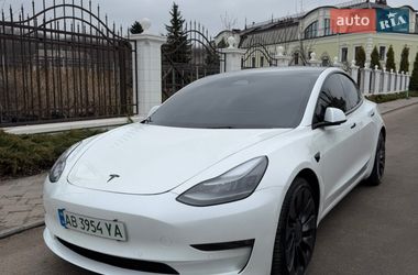 Tesla Model 3  2022