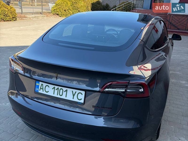 Седан Tesla Model 3 2022 в Луцке фото 3 Седан Tesla Model 3 2022 в Луцке
