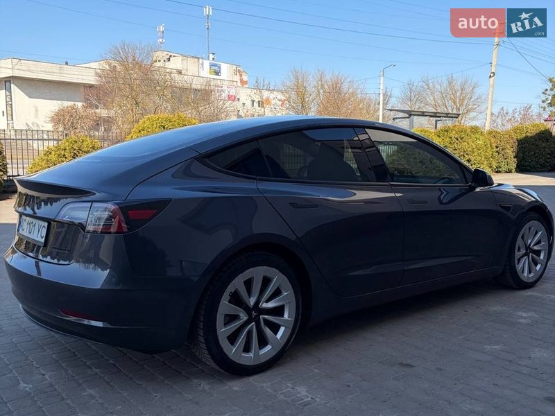 Седан Tesla Model 3 2022 в Луцке фото 6 Седан Tesla Model 3 2022 в Луцке