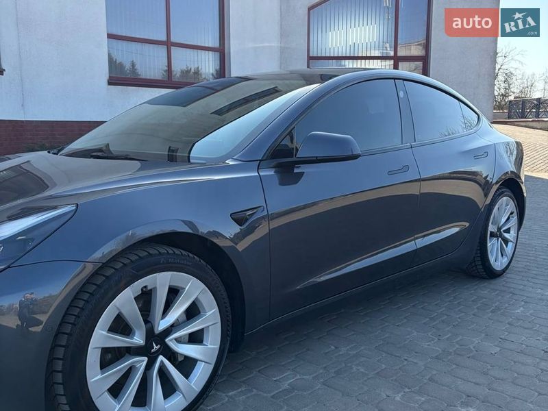 Седан Tesla Model 3 2022 в Луцке фото 14 Седан Tesla Model 3 2022 в Луцке