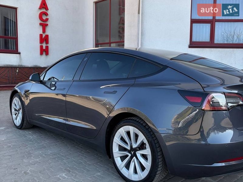 Седан Tesla Model 3 2022 в Луцке фото 17 Седан Tesla Model 3 2022 в Луцке
