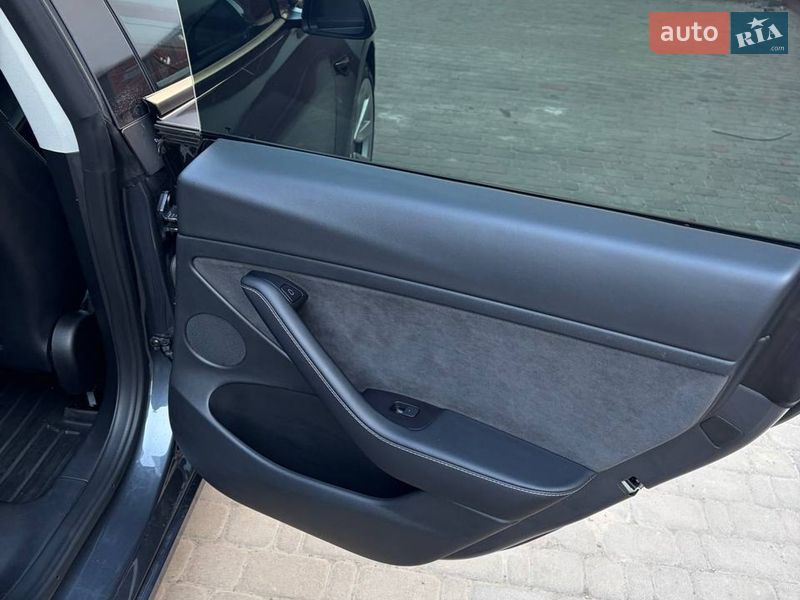 Седан Tesla Model 3 2022 в Луцке фото 27 Седан Tesla Model 3 2022 в Луцке