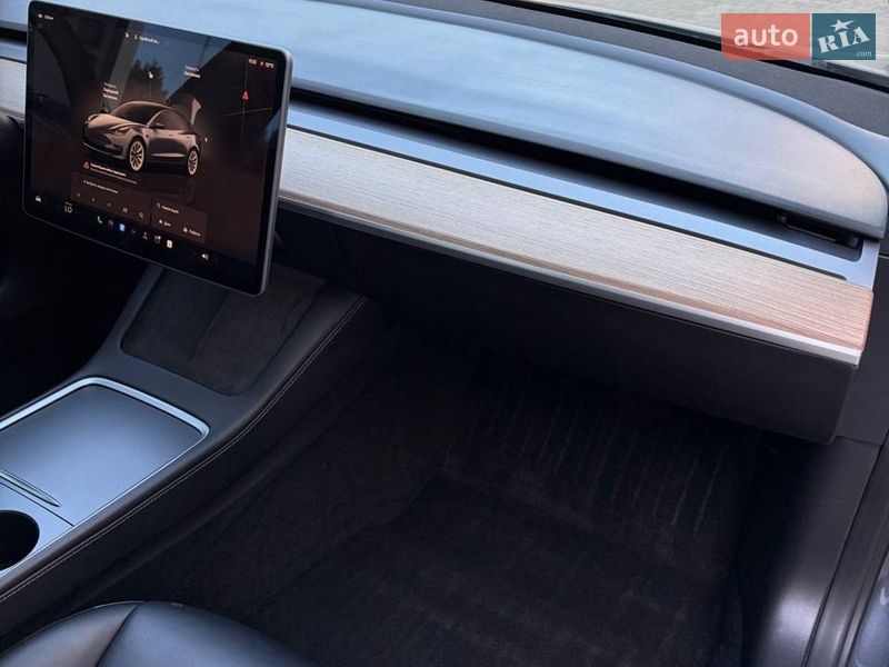 Седан Tesla Model 3 2022 в Луцке фото 35 Седан Tesla Model 3 2022 в Луцке