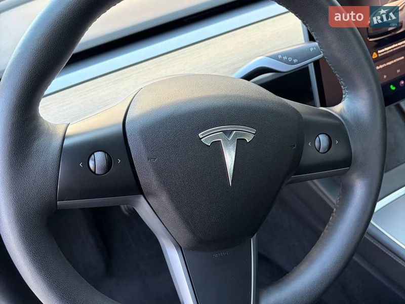 Седан Tesla Model 3 2022 в Луцке фото 37 Седан Tesla Model 3 2022 в Луцке