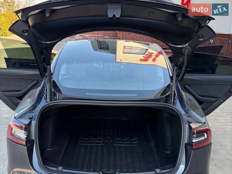 Седан Tesla Model 3 2022 в Луцке фото 44 Седан Tesla Model 3 2022 в Луцке