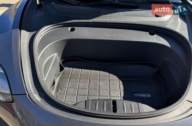 Седан Tesla Model 3 2022 в Киеве