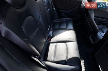 Седан Tesla Model 3 2022 в Киеве
