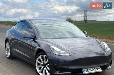 Tesla Model 3  2018