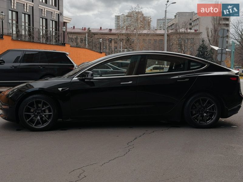 Седан Tesla Model 3 2020 в Одесі фото 5 Седан Tesla Model 3 2020 в Одесі