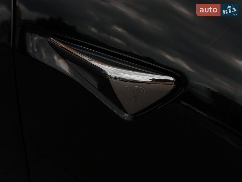 Седан Tesla Model 3 2020 в Одесі фото 19 Седан Tesla Model 3 2020 в Одесі