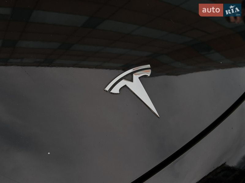 Седан Tesla Model 3 2020 в Одесі фото 23 Седан Tesla Model 3 2020 в Одесі