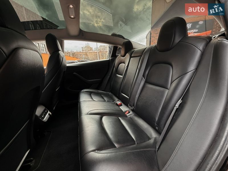 Седан Tesla Model 3 2020 в Одесі фото 30 Седан Tesla Model 3 2020 в Одесі
