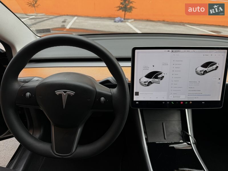 Седан Tesla Model 3 2020 в Одесі фото 33 Седан Tesla Model 3 2020 в Одесі