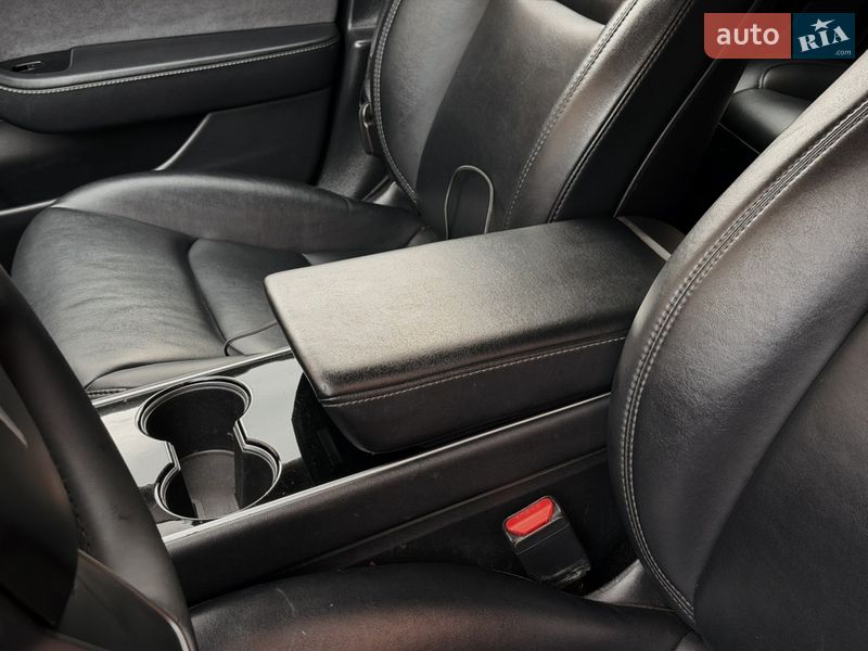Седан Tesla Model 3 2020 в Одесі фото 35 Седан Tesla Model 3 2020 в Одесі