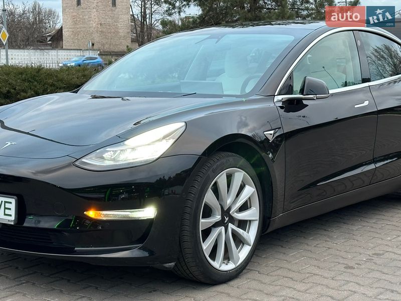 Tesla Model 3 2020 Tesla Model 3 2020