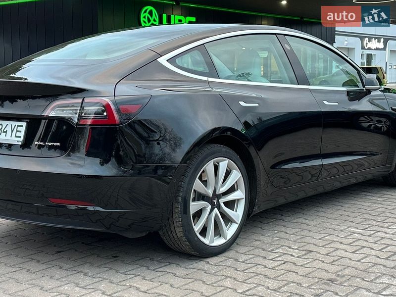 Седан Tesla Model 3 2020 в Киеве фото 8 Седан Tesla Model 3 2020 в Киеве