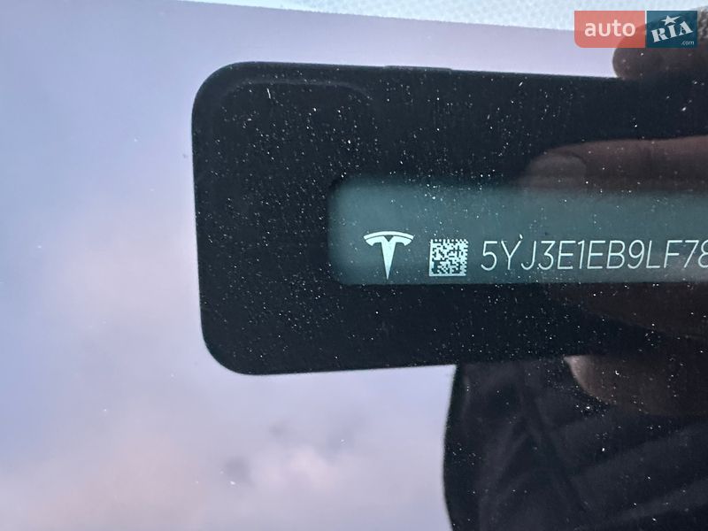 Седан Tesla Model 3 2020 в Киеве фото 12 Седан Tesla Model 3 2020 в Киеве