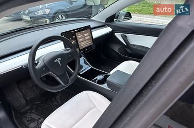 Седан Tesla Model 3 2020 в Киеве фото 15 Седан Tesla Model 3 2020 в Киеве