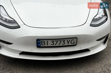 Tesla Model 3  2018