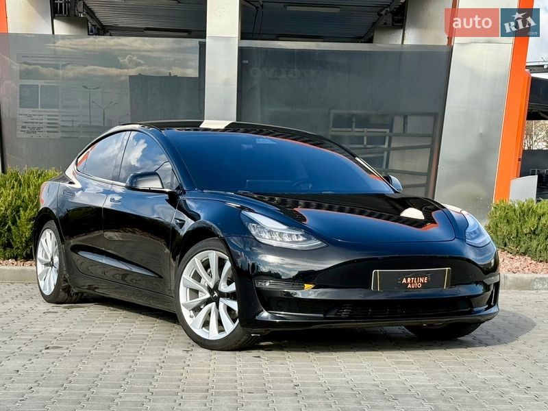 Седан Tesla Model 3 2019 в Харькове