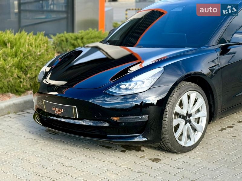 Седан Tesla Model 3 2019 в Харькове