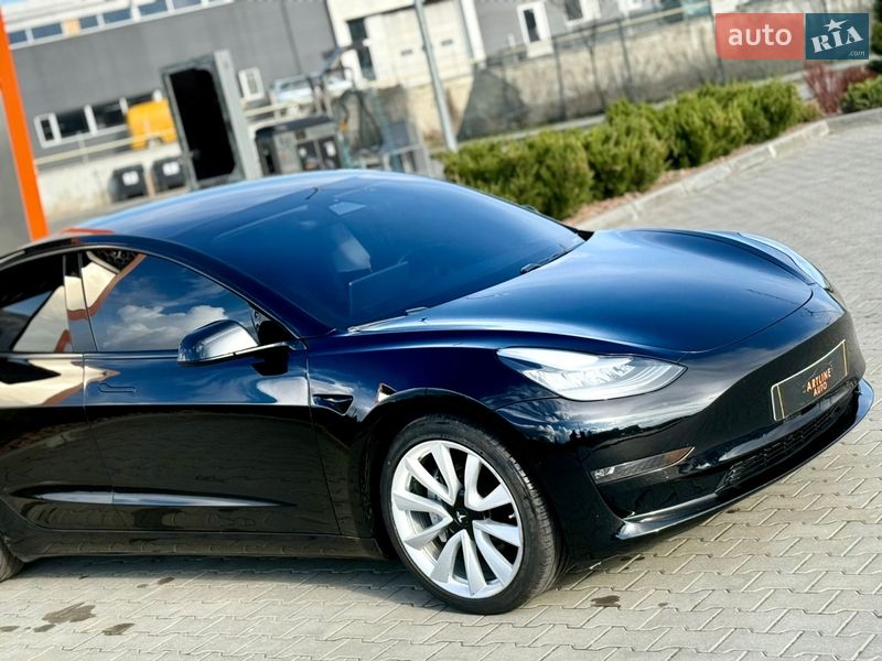Седан Tesla Model 3 2019 в Харькове