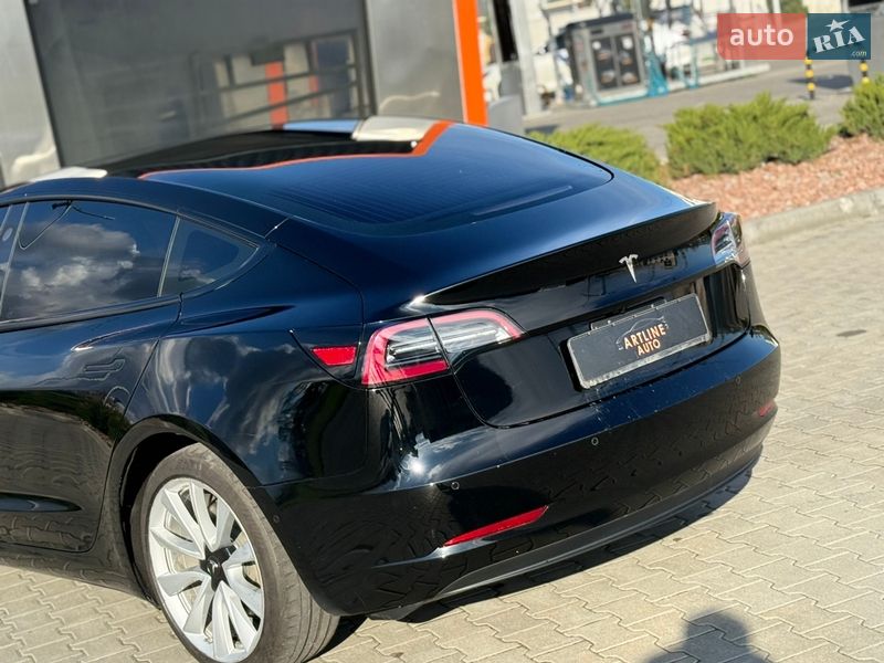 Седан Tesla Model 3 2019 в Харькове